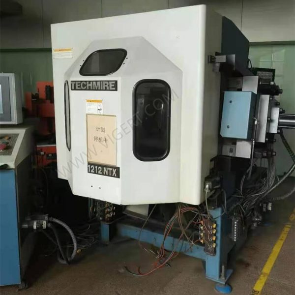 Машина для литья под давлением