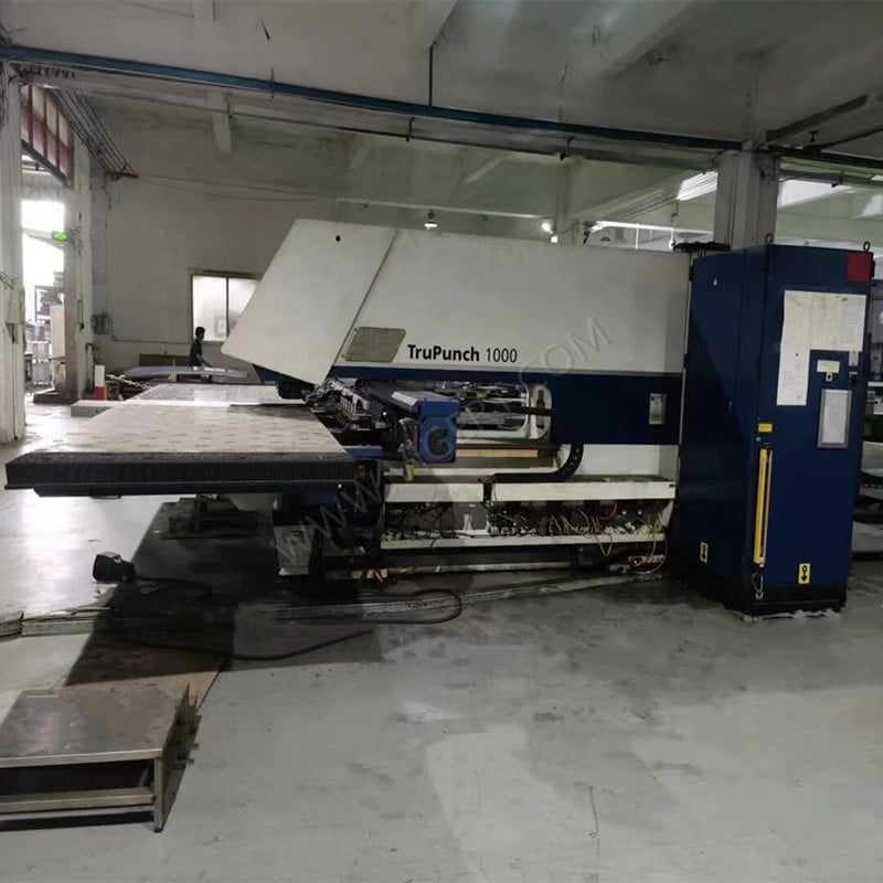 Punzonadora de torreta CNC TRUMPF TruPunch 1000 usada