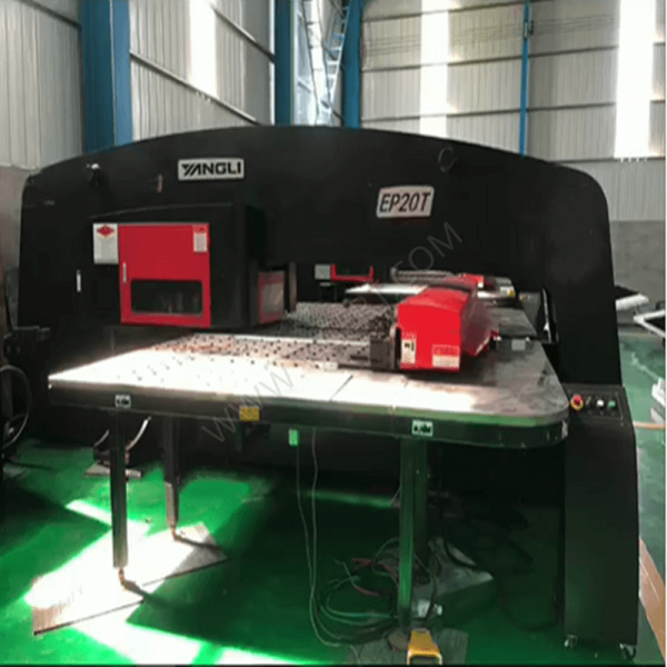 Револьверный пробивной пресс YANGLI EP20T (1)