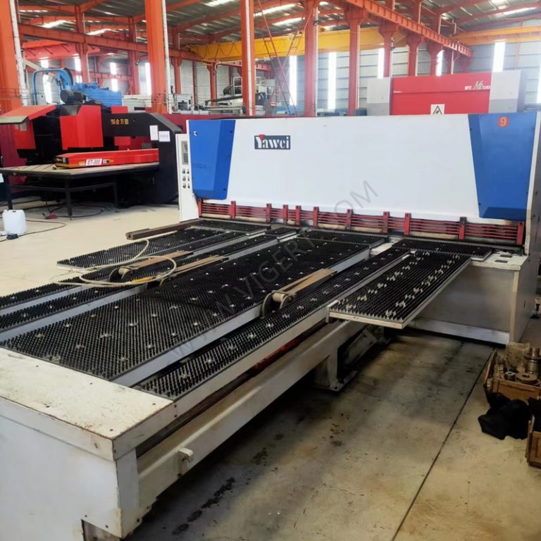 YAWEI Second Hand Guillotine Shearing Machine 6x3050 (2)