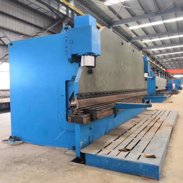 YAWEI ใช้เครื่องดัดไฮดรอลิก 300T6000 (3)