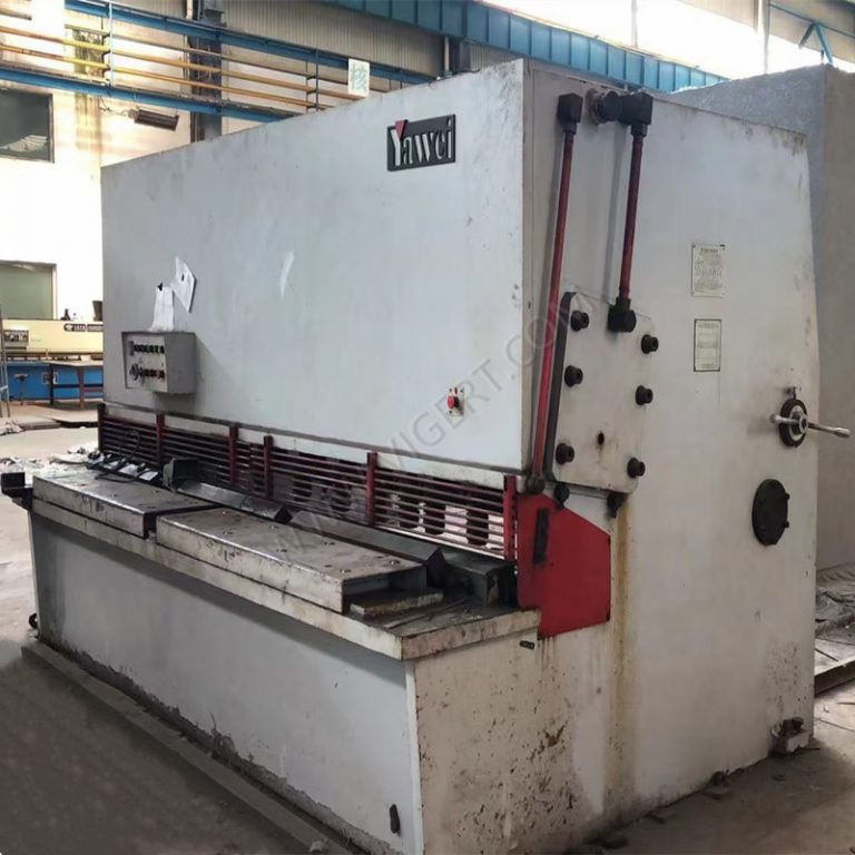 YAWEI Used Guillotine Shear QC12Y-16x3200 (2)