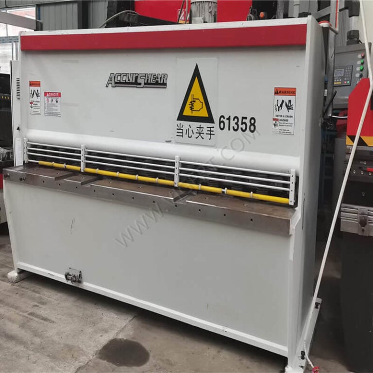 ACCURPRESS Used Guillotine Shearer 61358 with Front Feeder 4x2500