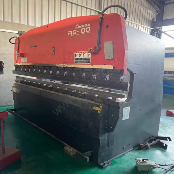 AMADA 중고 다운 드라이브 CNC 프레스 브레이크 RG1030