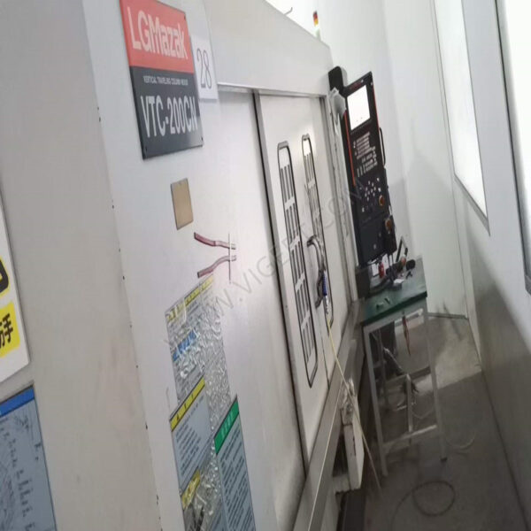 Centro de mecanizado vertical de segunda mano MAZAK VTC 200CN