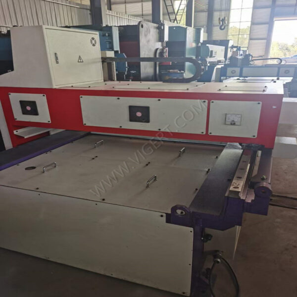 HARSLE Used CNC V-grooving Machine HSKC-4012