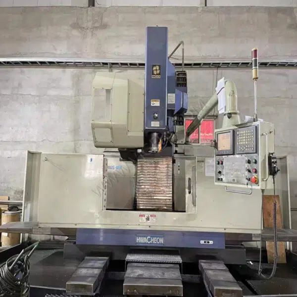 HWACHEON เครื่องแมชชีนนิ่งเซ็นเตอร์แนวตั้งมือสอง SIRIUS-850