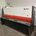 Máquina de guilhotina usada JFY 6x3100 (3)