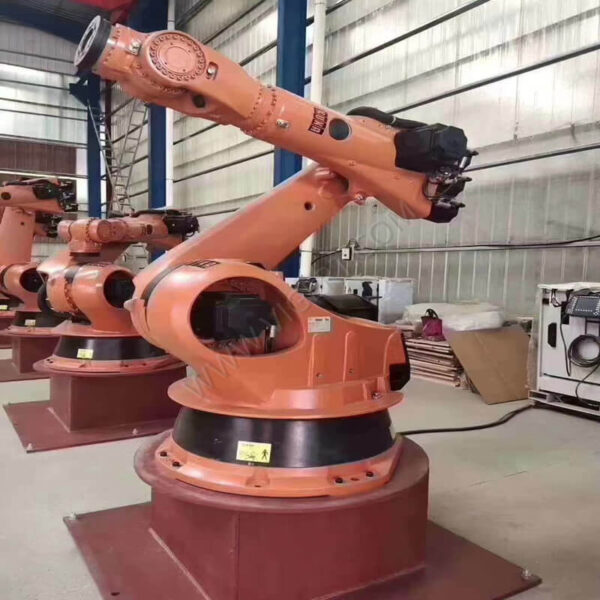 หุ่นยนต์โรงงาน KUKA KR210-2 มือสอง