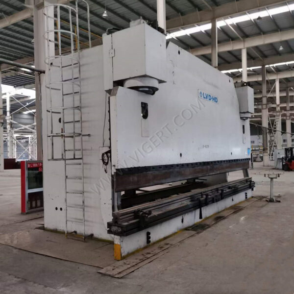 Phanh ép hạng nặng LVD PPEB1000/80