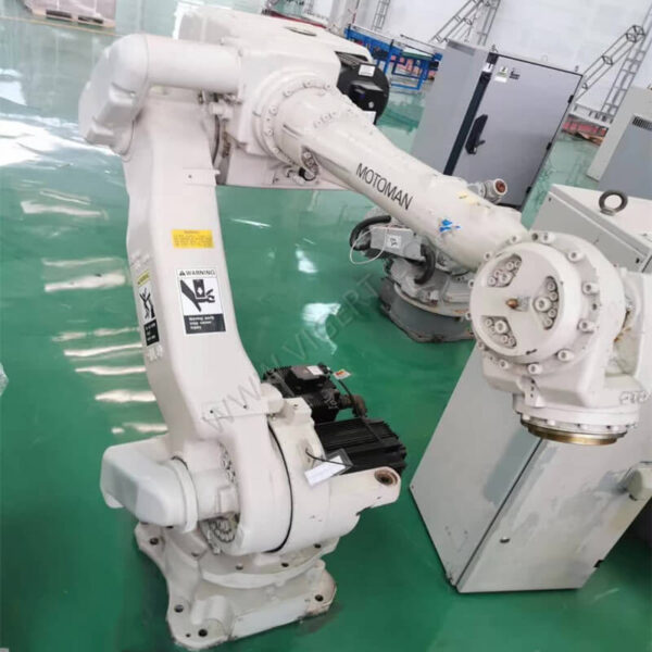 หุ่นยนต์ขนย้าย YASKAWA UP50N มือสอง