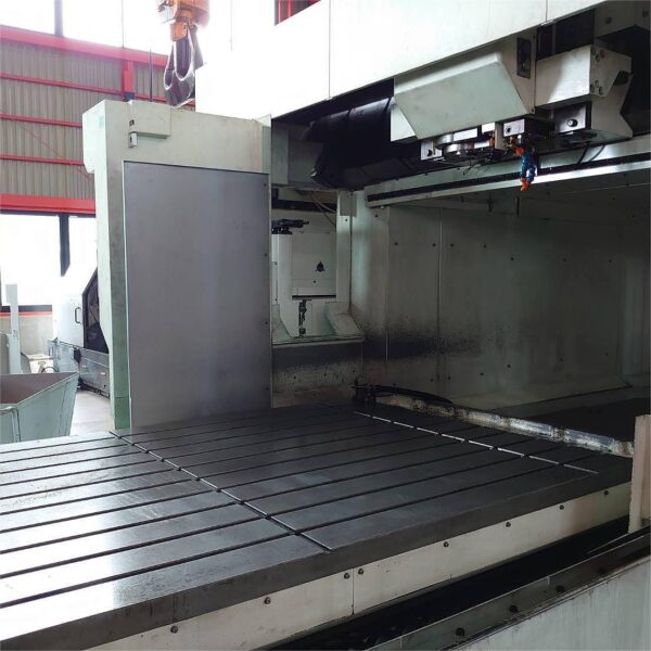 KITAMURA CENTER-10 Gantry Machining Center