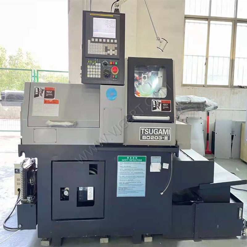 TSUGAMI Gebrauchte CNC-Doppeldrehmaschine BO 203 III