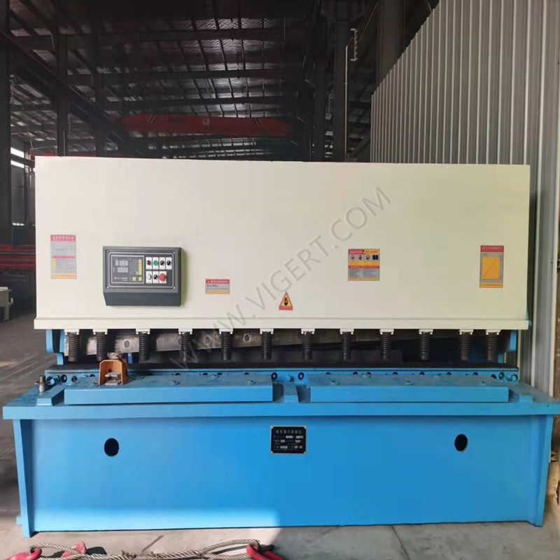 Swing Beam Shearer QC12K-12x3200 Swing Beam Shearer QC12K-12x3200