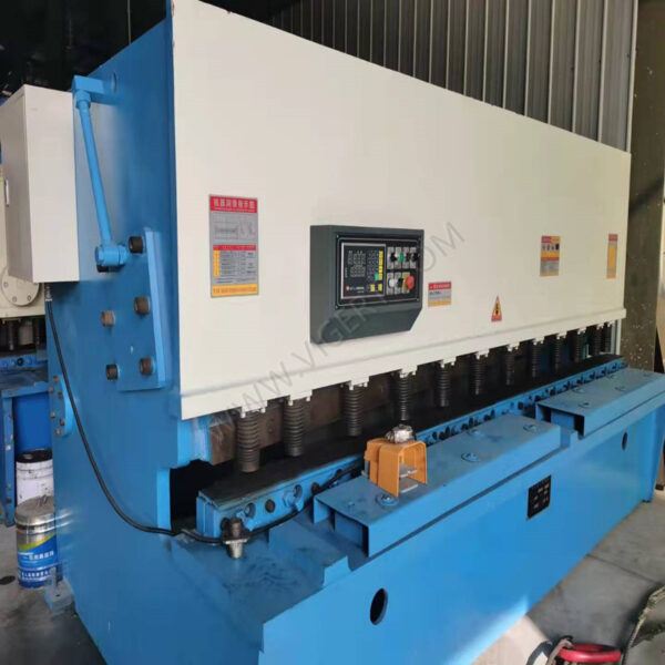 HARSLE Second Hand Swing Beam Shearer QC12K-12x3200 (2)