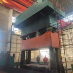 HARSLE Máquina formadora de cuatro columnas 2000T usada Y32-2000