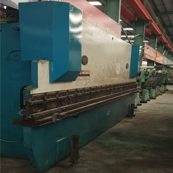HARSLE Used NC Press Brake Machine WC67K-125T4000 (2)