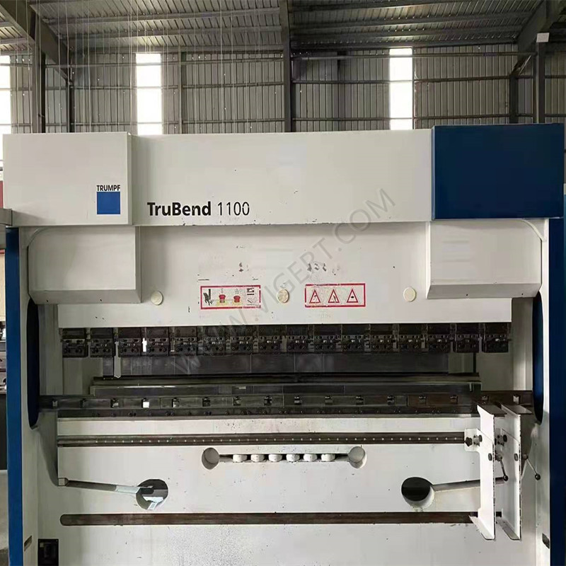 TRUMPF เครื่องดัดโลหะมือสอง TruBend 1100 TRUMPF เครื่องดัดโลหะมือสอง TruBend 1100