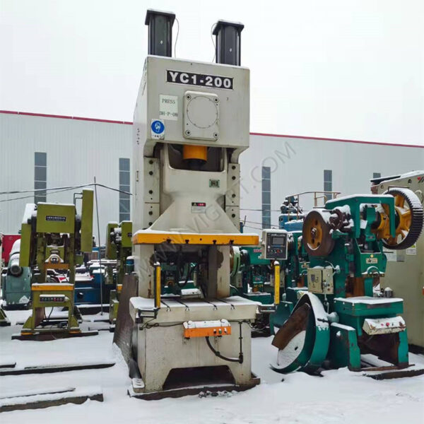 YANGLI đã sử dụng Máy dập khí nén YC1-200