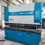 servo ohraňovací lis