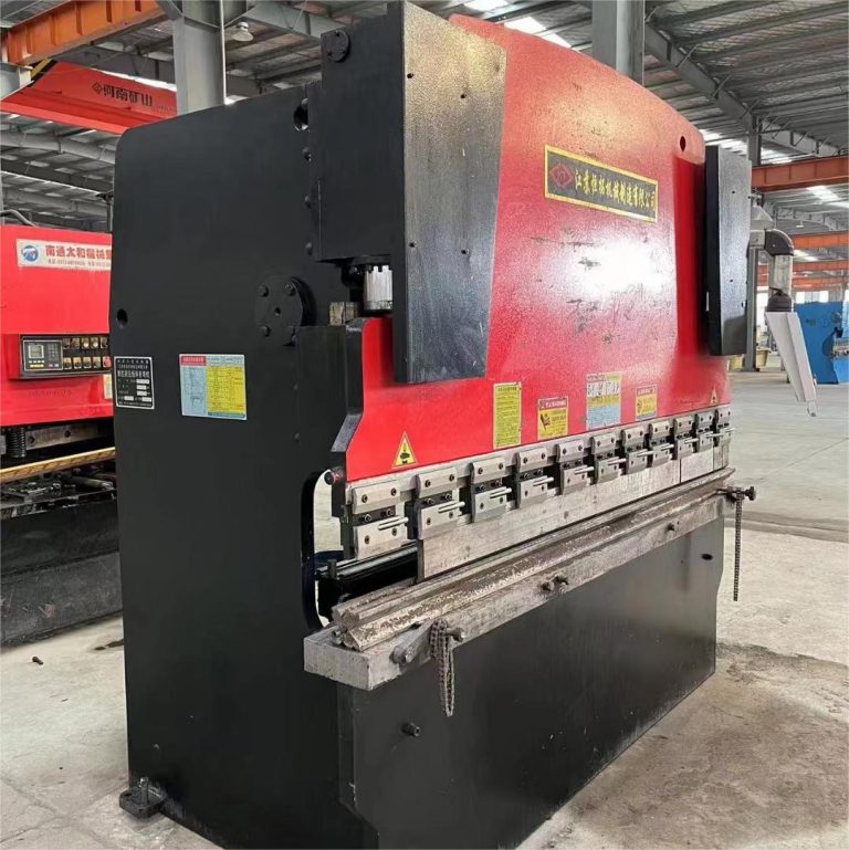 100T2500 آلة ثني CNC مستخدمة مع TP10s