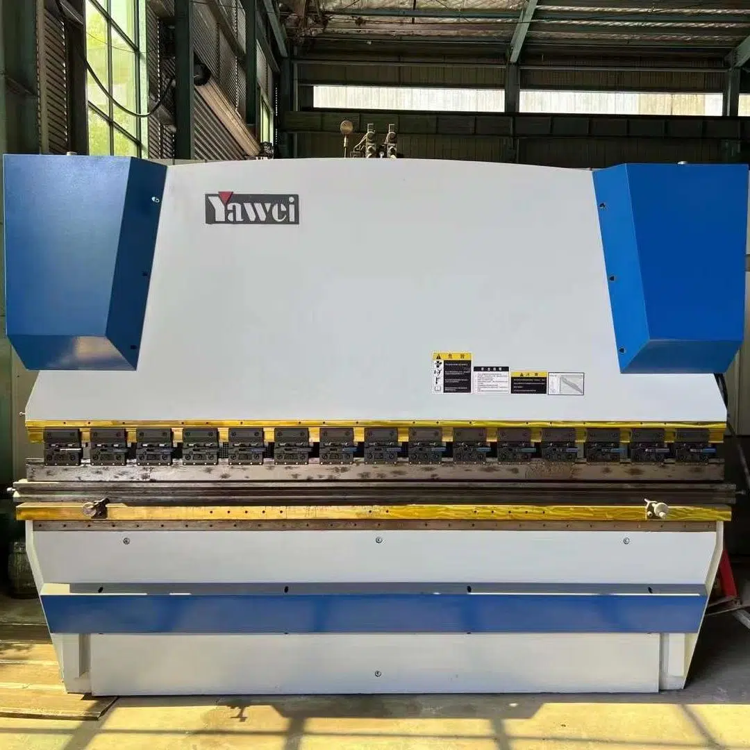 Piegatrice CNC Yawei usata PBB160/3100 Piegatrice CNC Yawei usata PBB160/3100