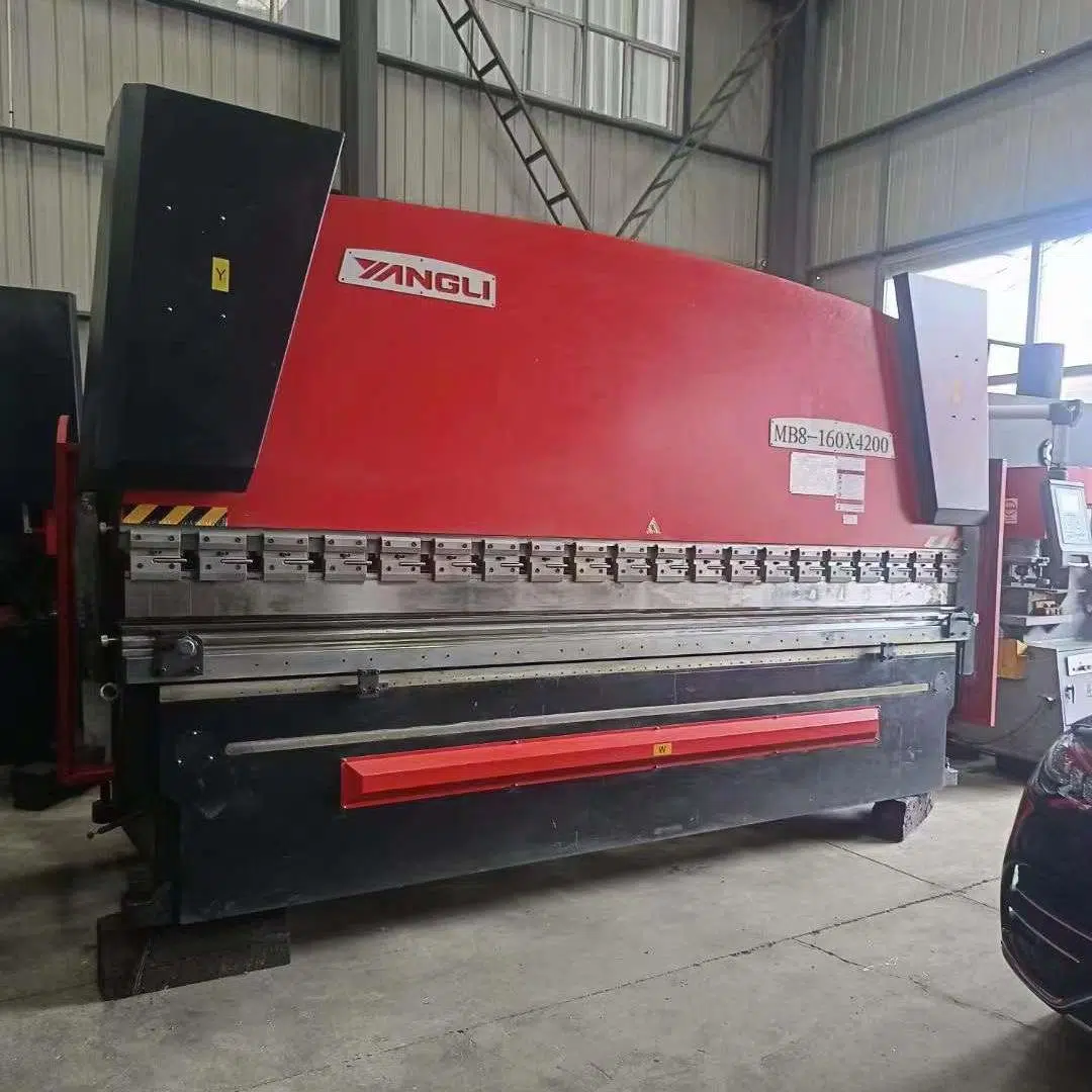 Used YangLi 160T CNC Bending Machine Used YangLi 160T CNC Bending Machine