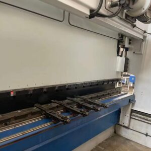 Used Yawei 220T CNC Press Brake