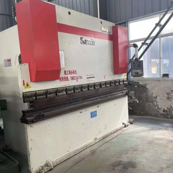 Pressa piegatrice NC usata 160T3200