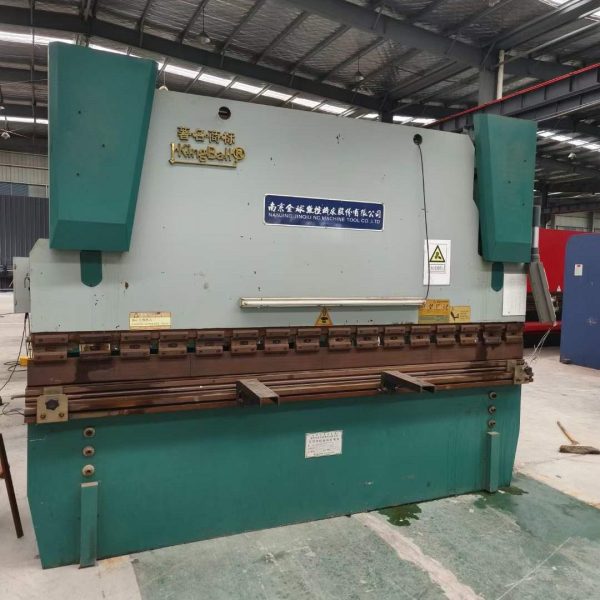 Used 160T3200 NC Press Brake