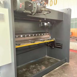 Used 160T3200 NC Brake Press