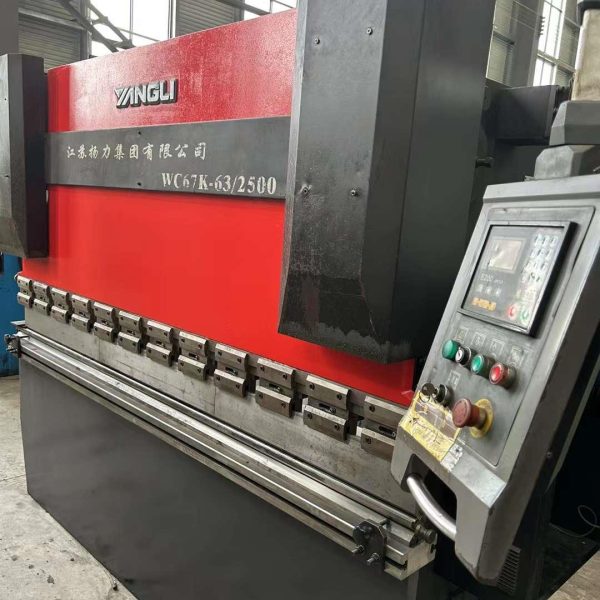 Used Yangli 63T2500 NC Brake Press