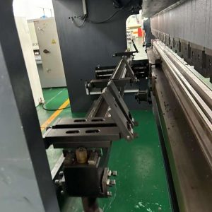 Použitý ohraňovací lis 160T4000 NC