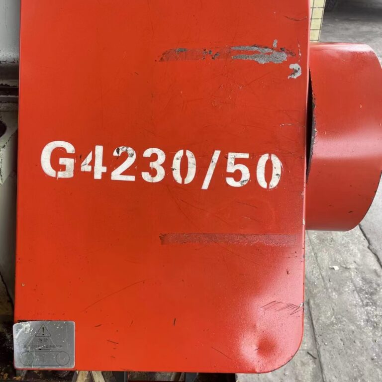 4230/50 Band Sawing Machine