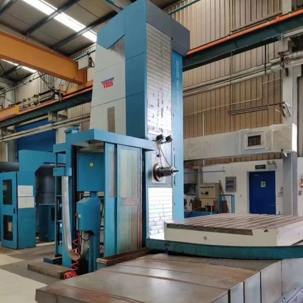 Máy phay và khoan mạnh mẽ CNC