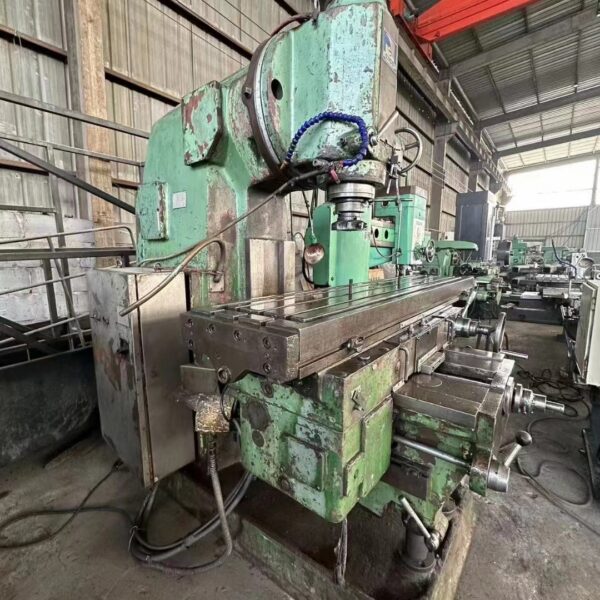 VIGERT X502A Vertical Milling Machine