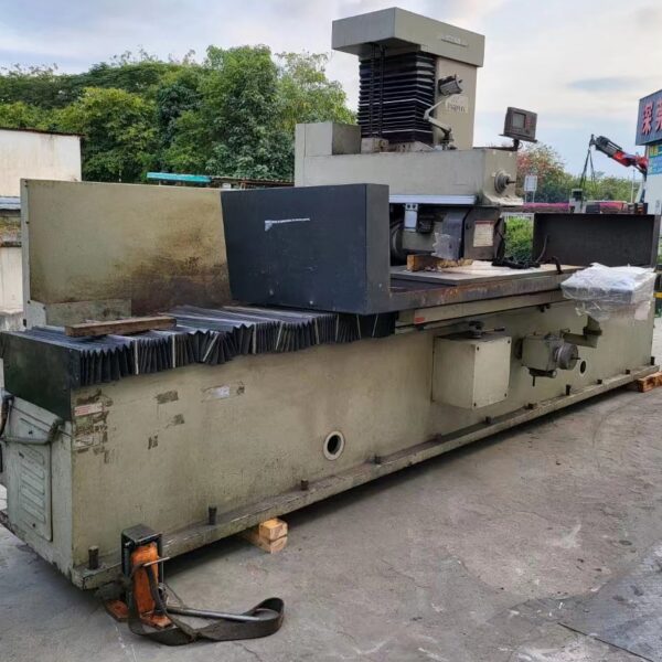 Serviceable Grinding Machine