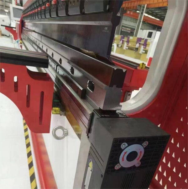 130Ton CNC Press Brake With Advanced