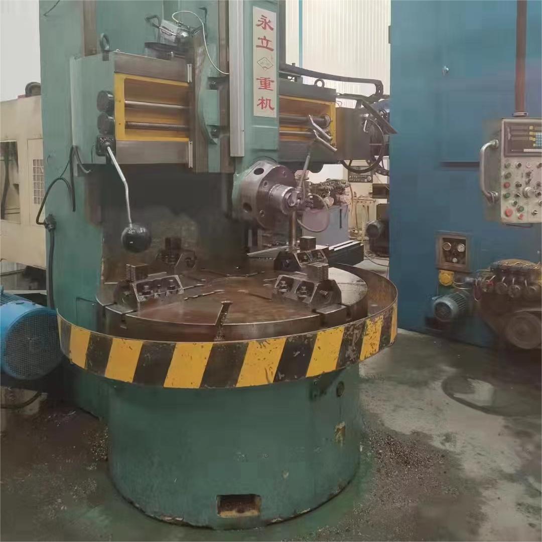 Effiziente Einständer-Vertikaldrehmaschine Effiziente Einständer-Vertikaldrehmaschine