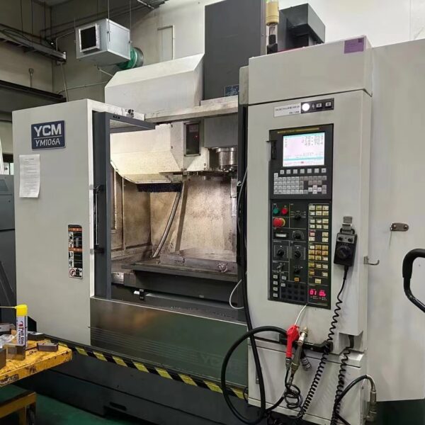 YM106A Durable Vertical Machining Center