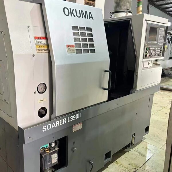 390ll Serviceable CNC Lathe