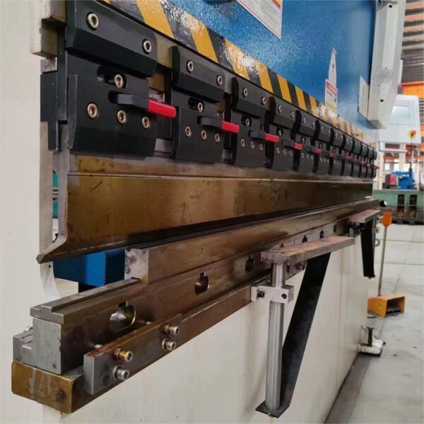 63Ton CNC Press Brake With Innovative