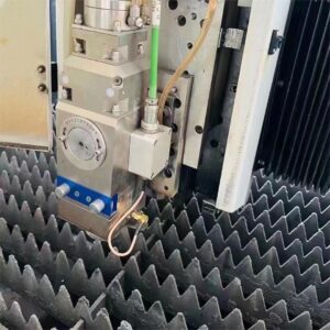  1000W Giant Laser Cutting Machine