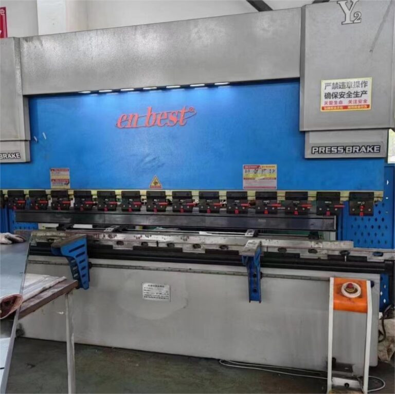 CNC Press Brake With Electrohydraulic 4+1