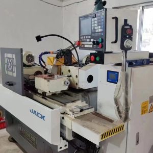 Good CNC Cylindrical Grinding Machine