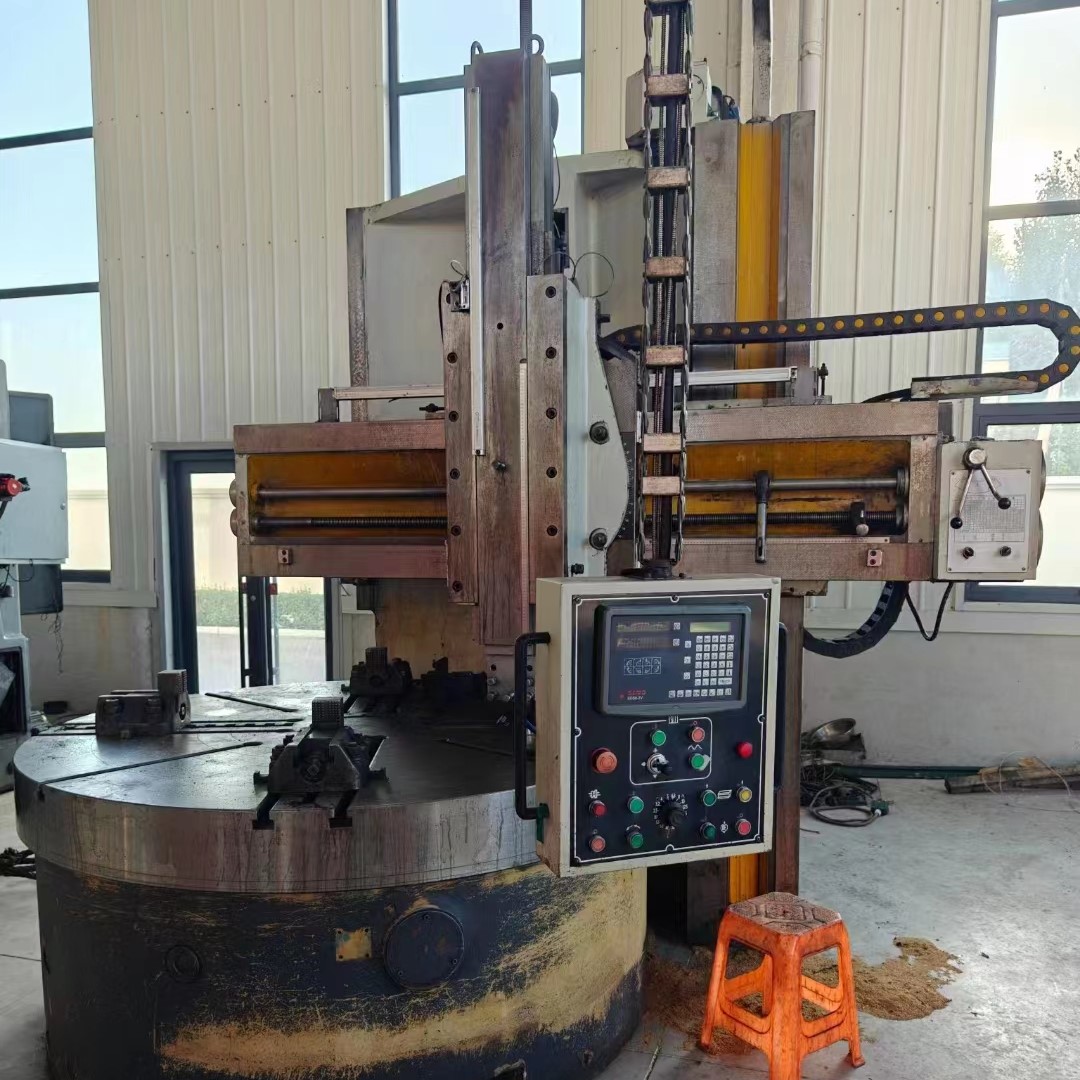 مخرطة عمودية C5123D مخرطة عمودية C5123D