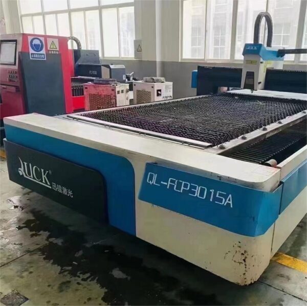 Massive And Reliable Laser Cuting Machine
