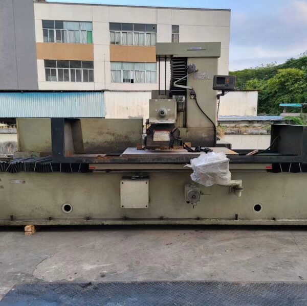 Serviceable Grinding Machine