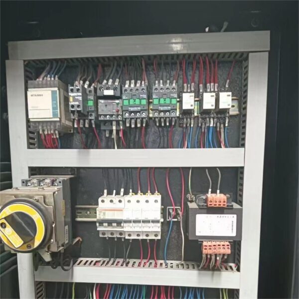 100Ton CNC Press Brake With Innovative