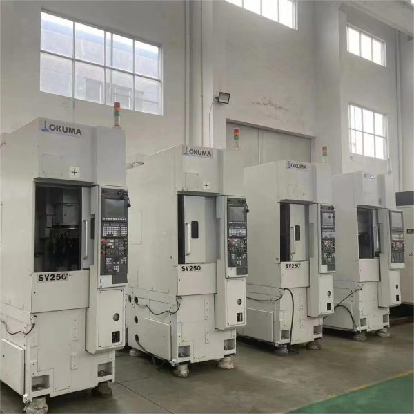 Máy tiện và phay đứng CNC